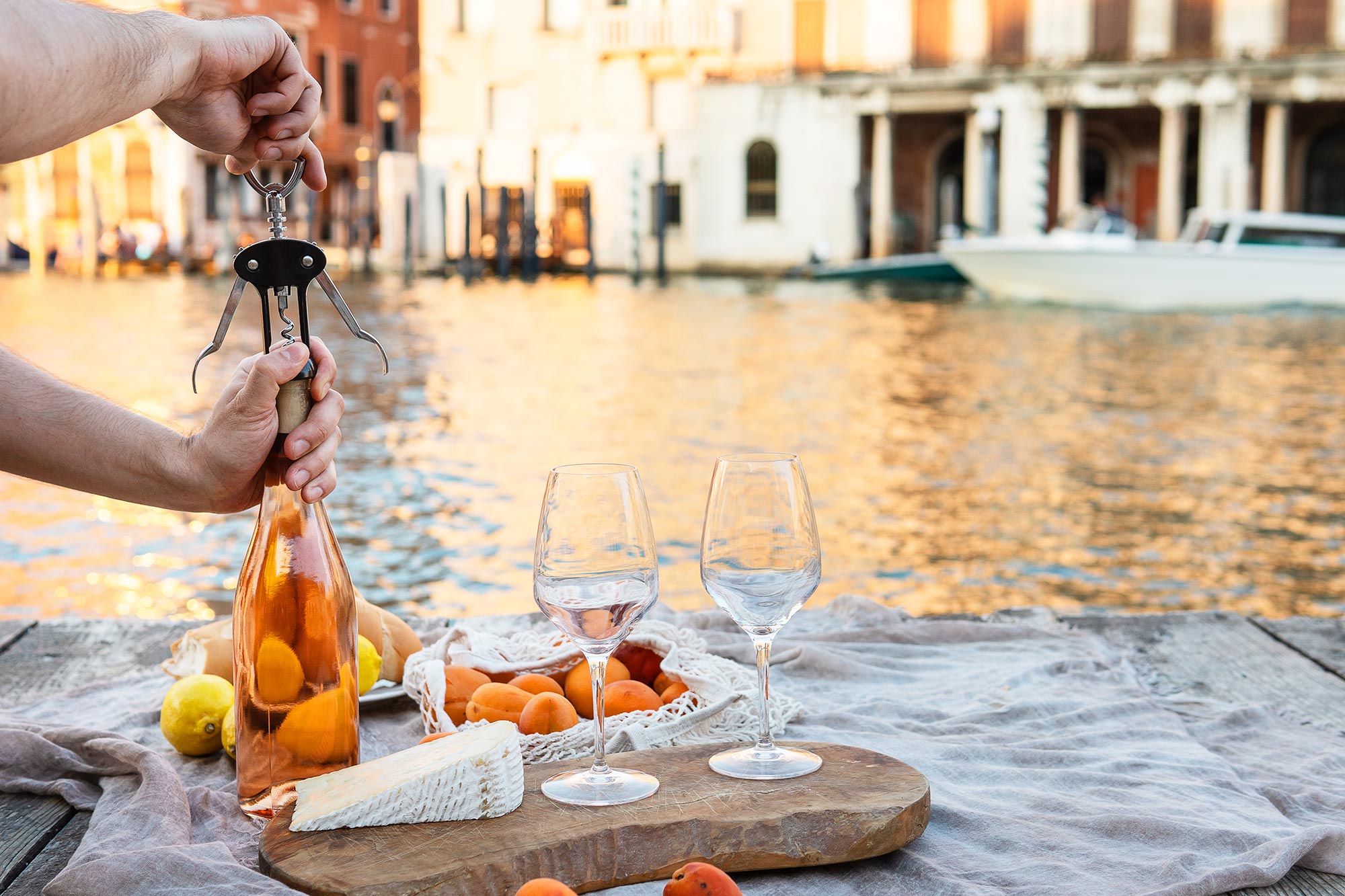 25.-OUZO-&-VINO---pizza-italien-wein-griechenland-hellas-lecker-brandenburg-grieche-qualität-weine-essen-souvlaki-bifteki-pommes